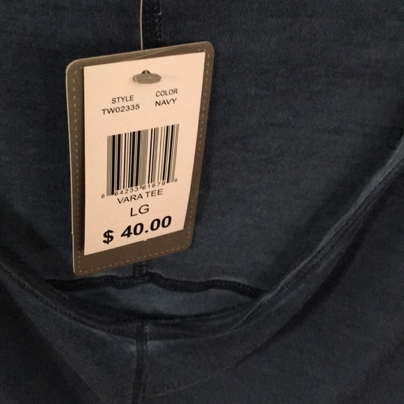 Cute comfortable top - Picture 4 of 4